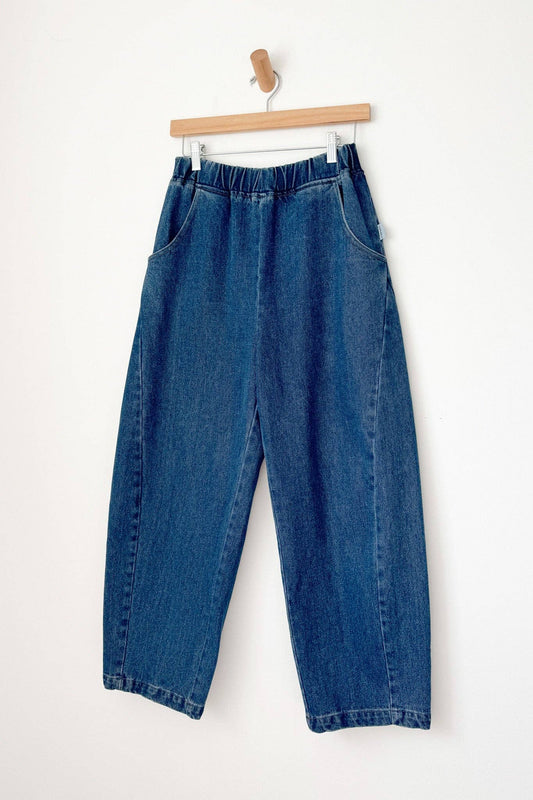 Le Bon Shoppe Arc Pants: Blue Denim