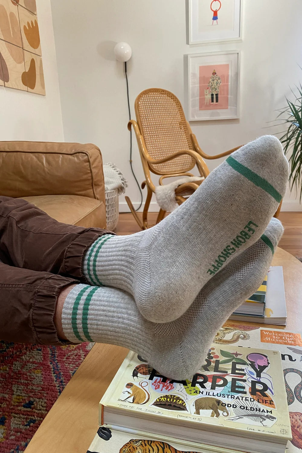 Le Bon Shoppe Boyfriend Socks: Light Grey